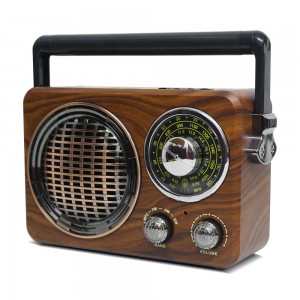 Nagy retro rádió formájú Bluetooth hangszóró és zenelejátszó MK-612